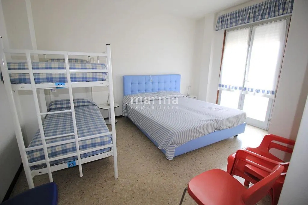 Bardini Apartamento Lido di Jesolo 0*,  Itália